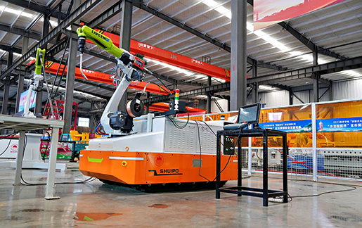 移動焊接機器人